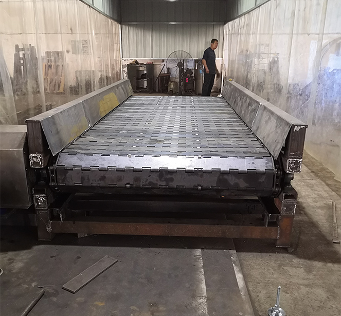 廢鋼輸送機(jī)